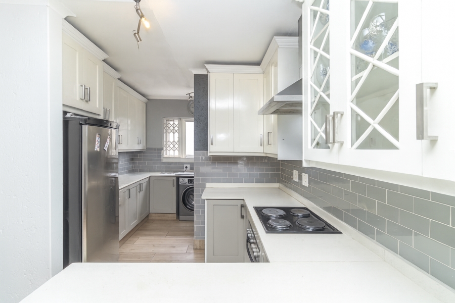 4 Bedroom Property for Sale in Douglasdale Gauteng