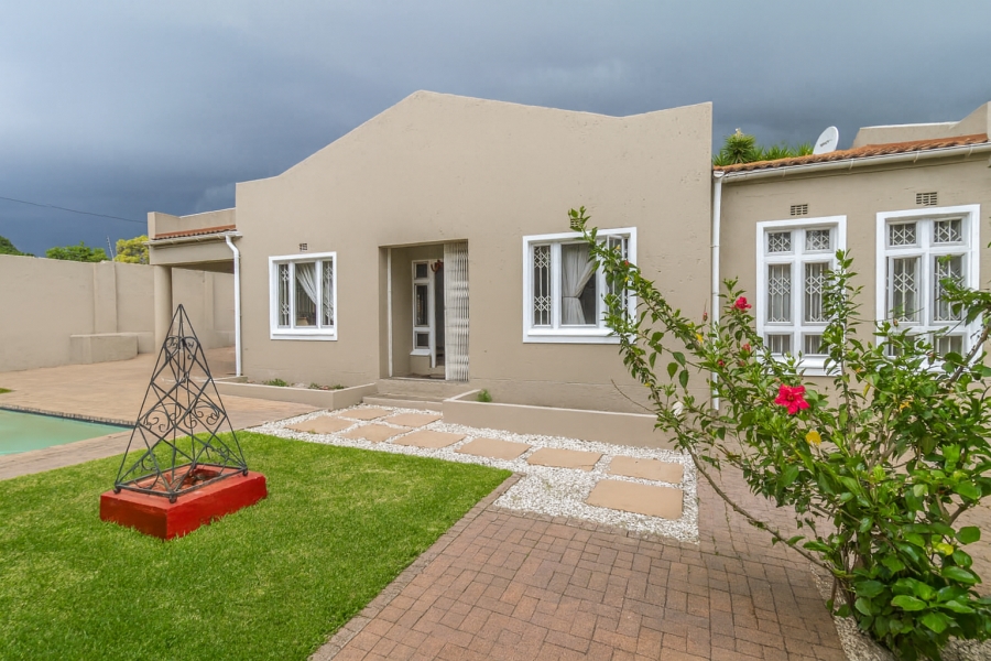 4 Bedroom Property for Sale in Douglasdale Gauteng