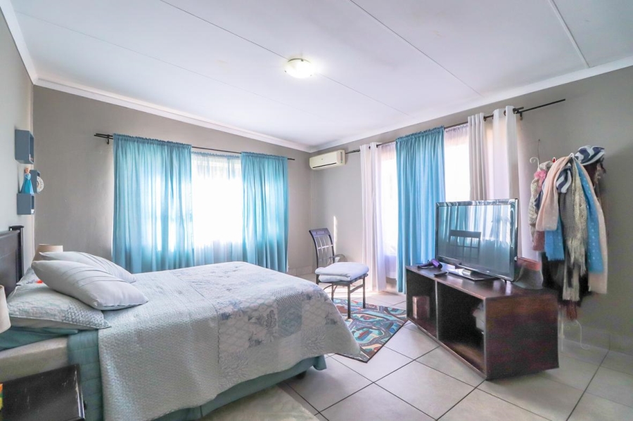 3 Bedroom Property for Sale in Lilianton Gauteng