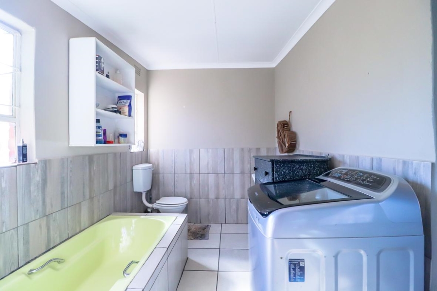 3 Bedroom Property for Sale in Lilianton Gauteng