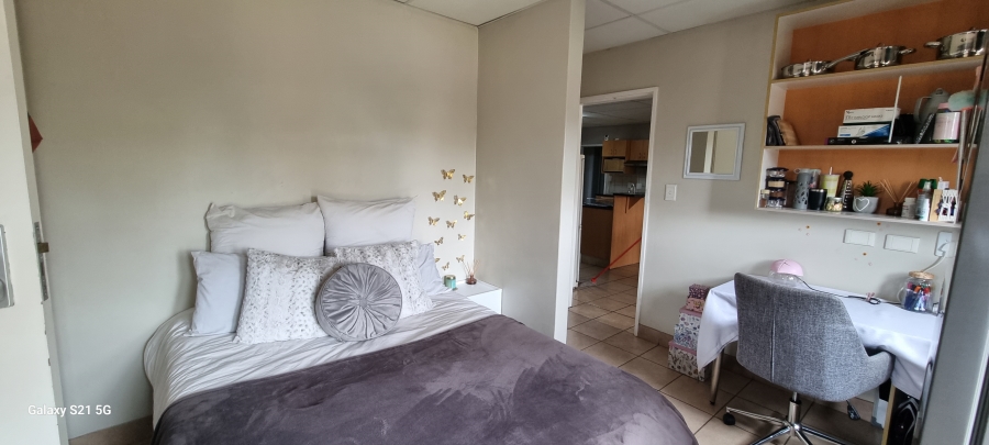 8 Bedroom Property for Sale in Hatfield Gauteng