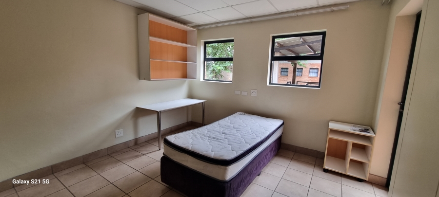 8 Bedroom Property for Sale in Hatfield Gauteng