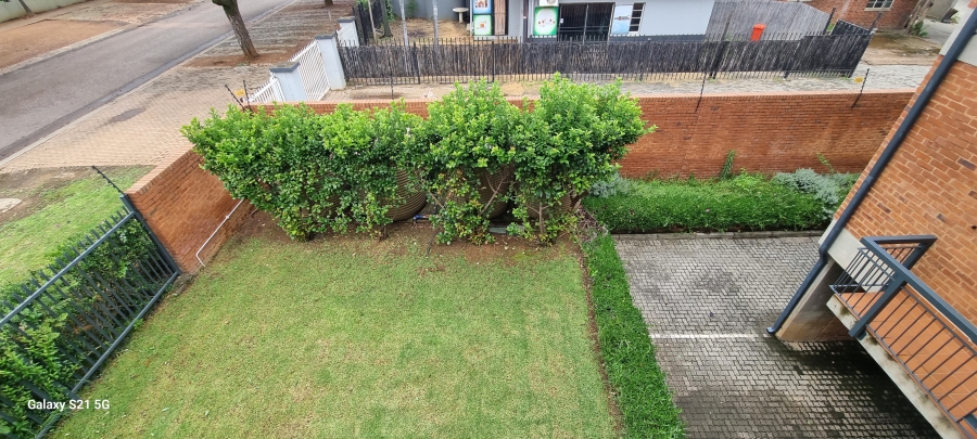 8 Bedroom Property for Sale in Hatfield Gauteng