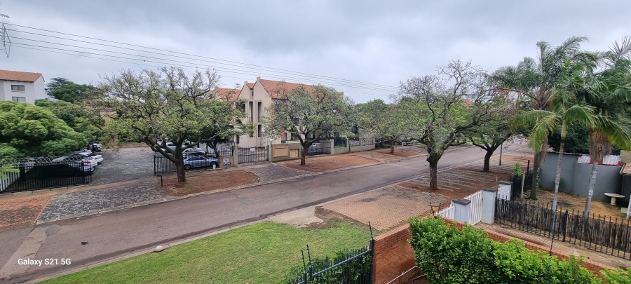 8 Bedroom Property for Sale in Hatfield Gauteng