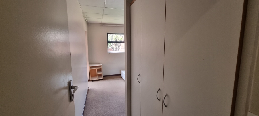 8 Bedroom Property for Sale in Hatfield Gauteng