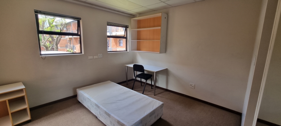 8 Bedroom Property for Sale in Hatfield Gauteng