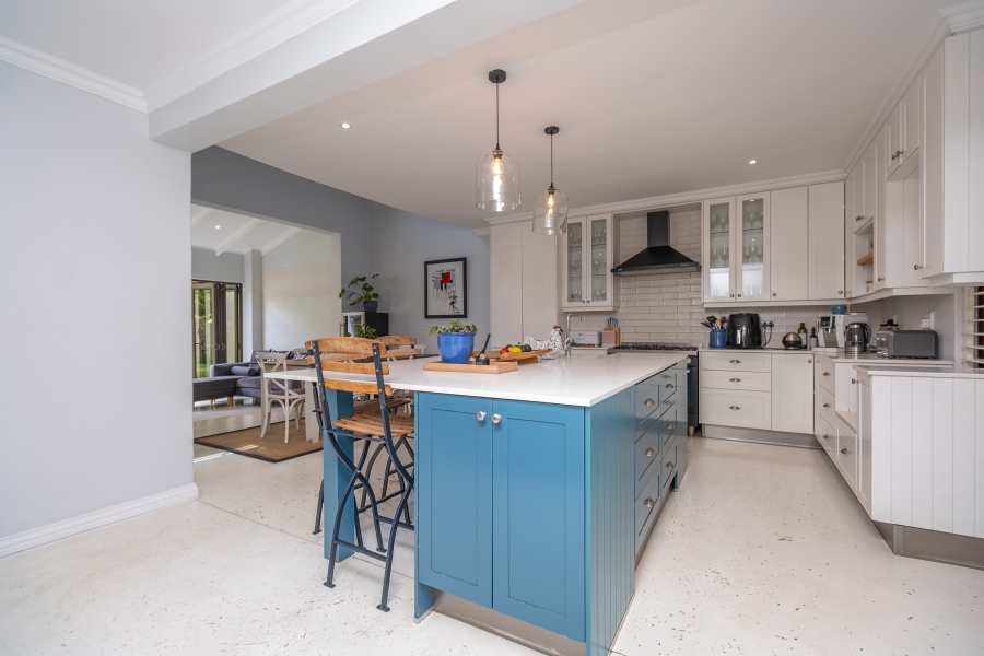 4 Bedroom Property for Sale in Lonehill Gauteng