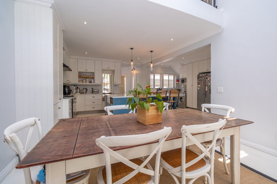 4 Bedroom Property for Sale in Lonehill Gauteng
