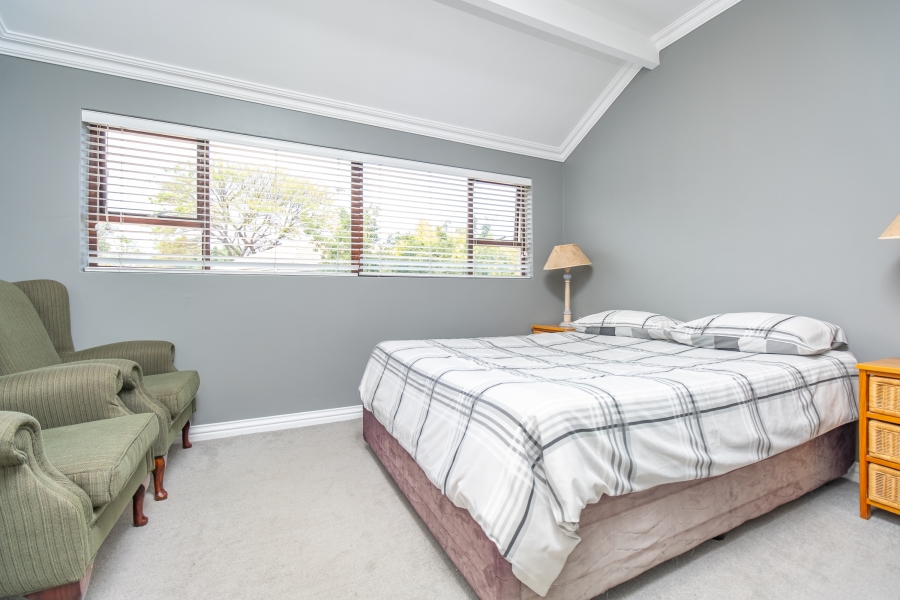 4 Bedroom Property for Sale in Lonehill Gauteng
