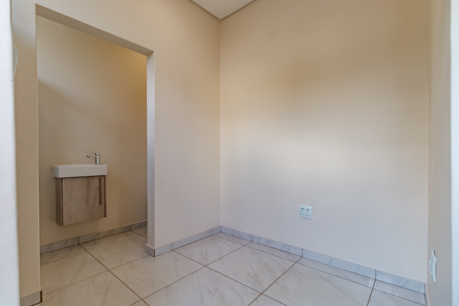 3 Bedroom Property for Sale in Midstream Meadows Gauteng