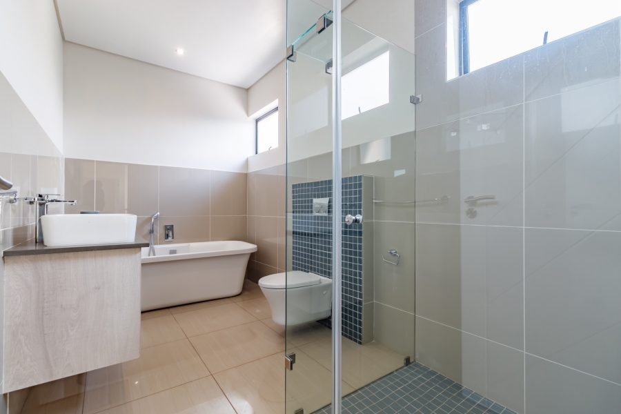 3 Bedroom Property for Sale in Midstream Meadows Gauteng