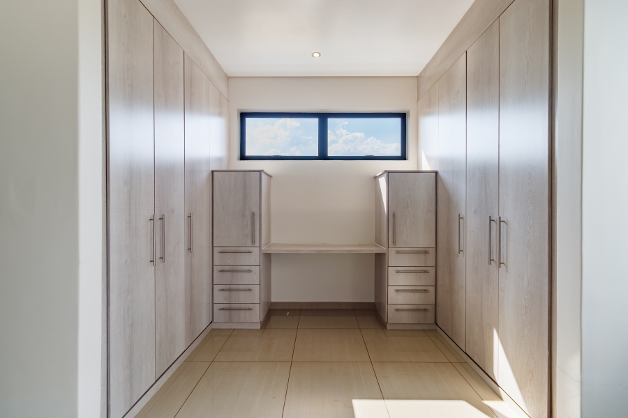 3 Bedroom Property for Sale in Midstream Meadows Gauteng