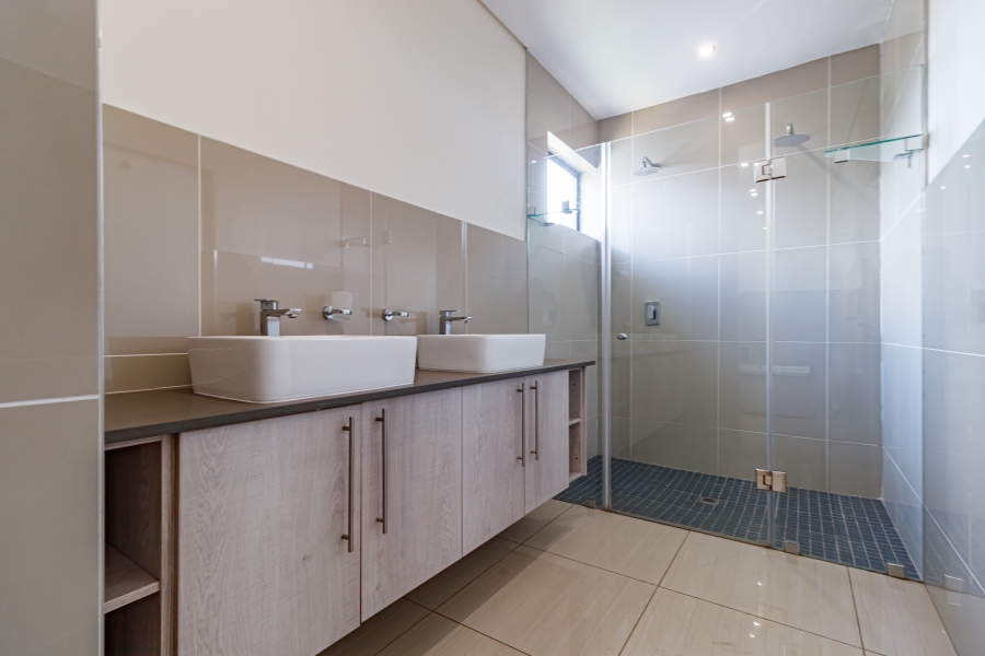 3 Bedroom Property for Sale in Midstream Meadows Gauteng