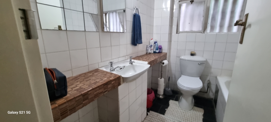2 Bedroom Property for Sale in Sunnyside Gauteng