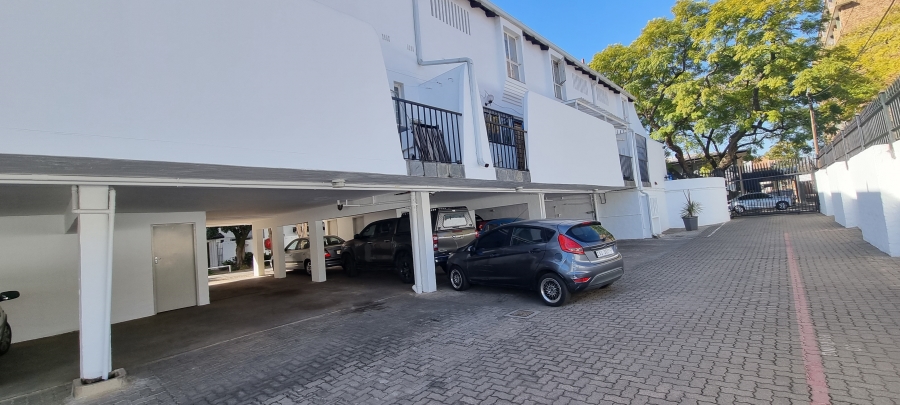 2 Bedroom Property for Sale in Sunnyside Gauteng