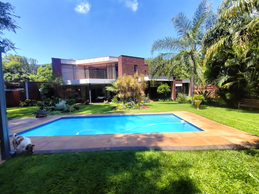 5 Bedroom Property for Sale in Florauna Gauteng