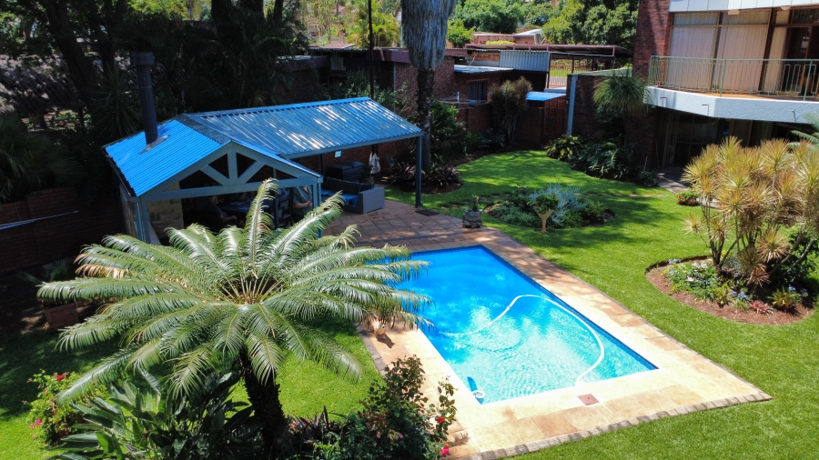 5 Bedroom Property for Sale in Florauna Gauteng