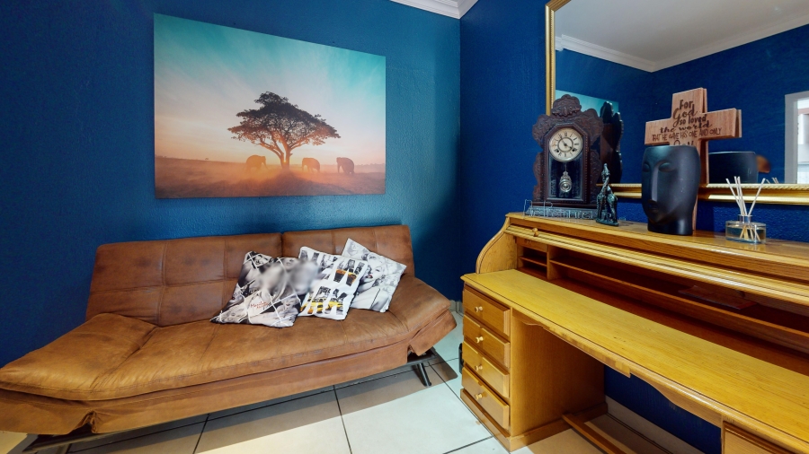 5 Bedroom Property for Sale in Elspark Gauteng