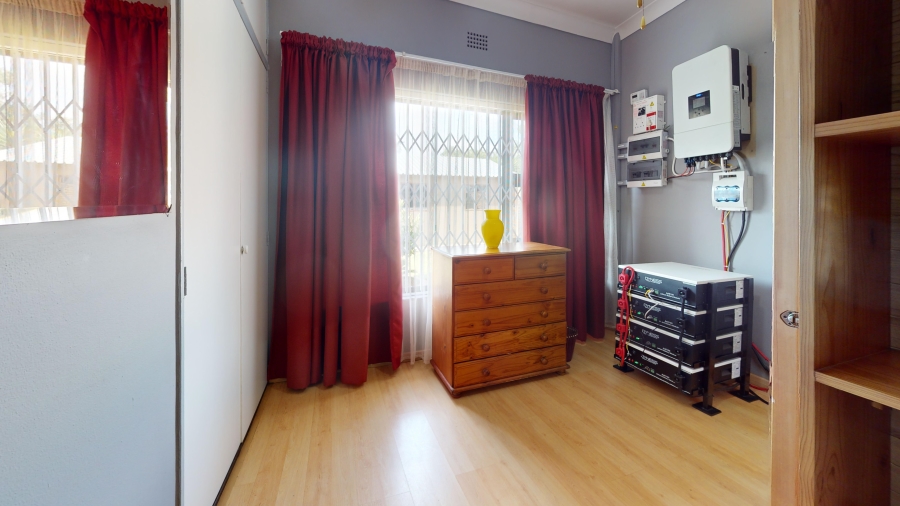 5 Bedroom Property for Sale in Elspark Gauteng