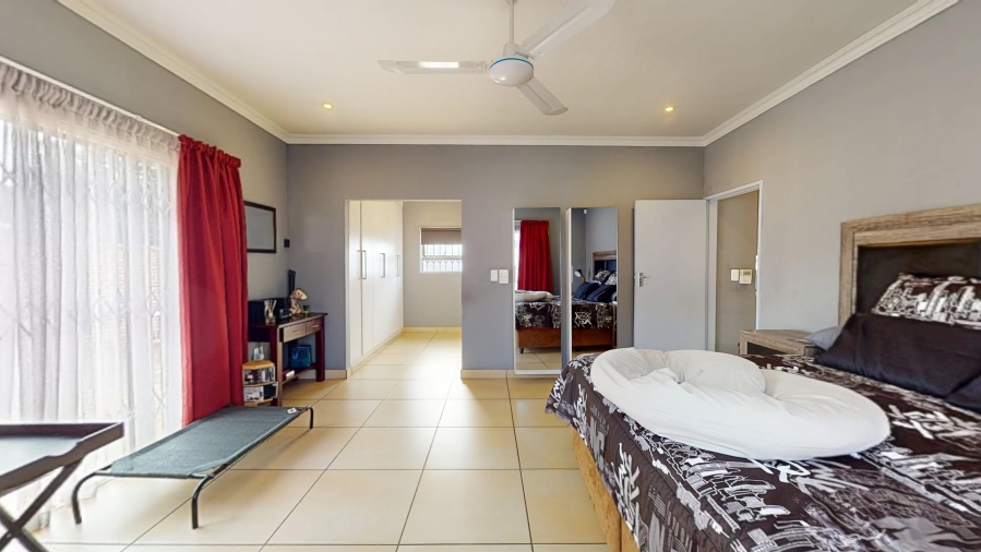 5 Bedroom Property for Sale in Elspark Gauteng