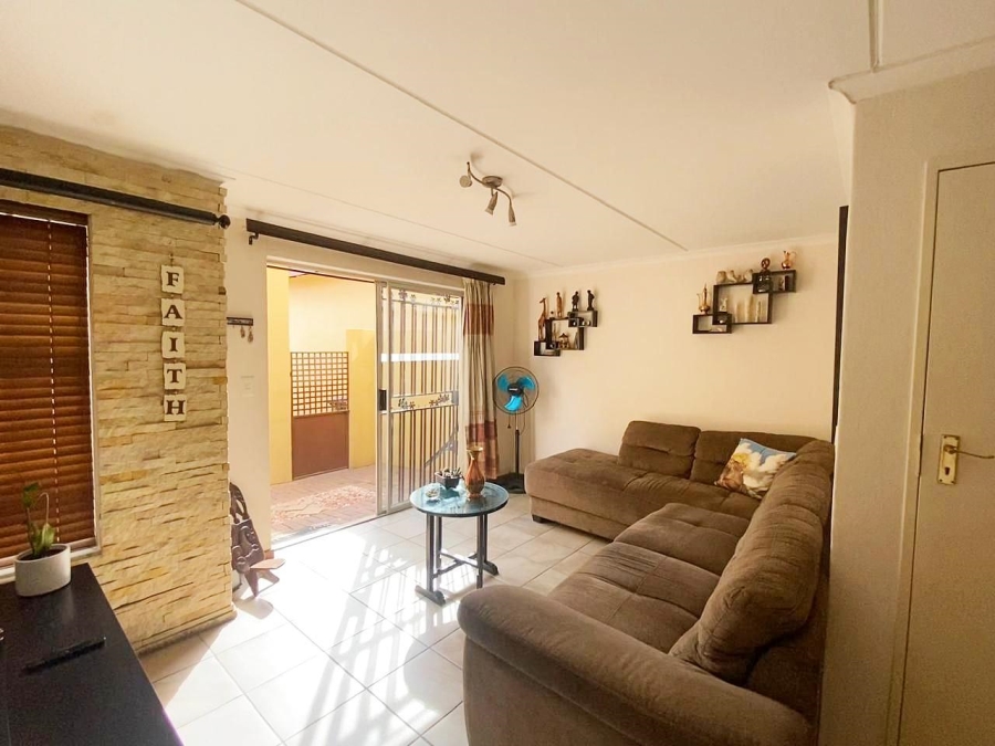 2 Bedroom Property for Sale in Rynfield Gauteng