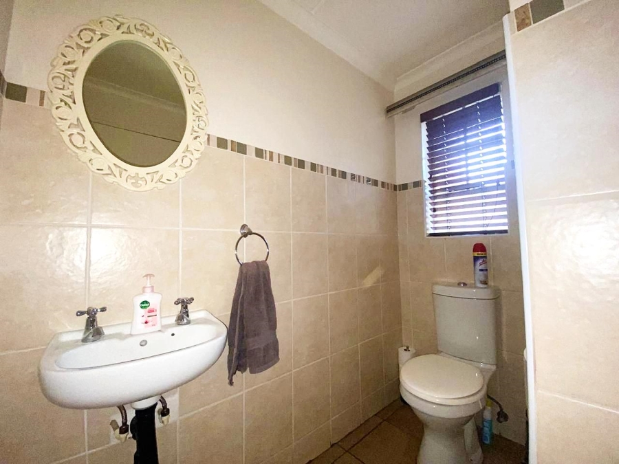 2 Bedroom Property for Sale in Rynfield Gauteng