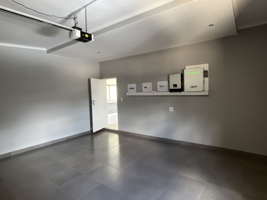 3 Bedroom Property for Sale in Bedford Gardens Gauteng