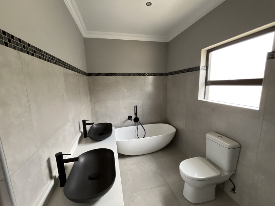 3 Bedroom Property for Sale in Bedford Gardens Gauteng
