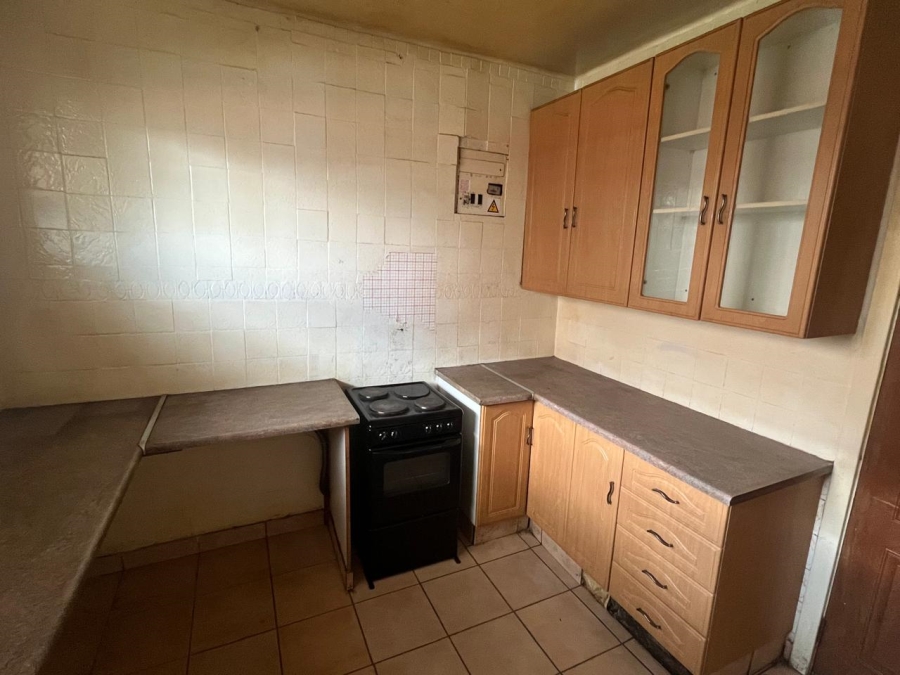 2 Bedroom Property for Sale in Lambton Gauteng