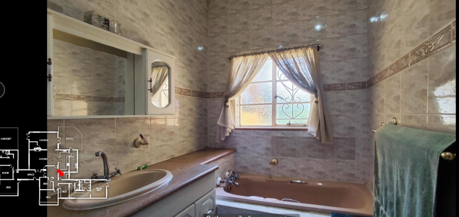 5 Bedroom Property for Sale in Lambton Gauteng