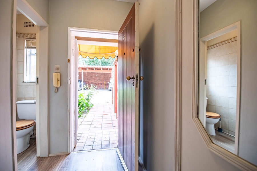 2 Bedroom Property for Sale in Bedford Gardens Gauteng