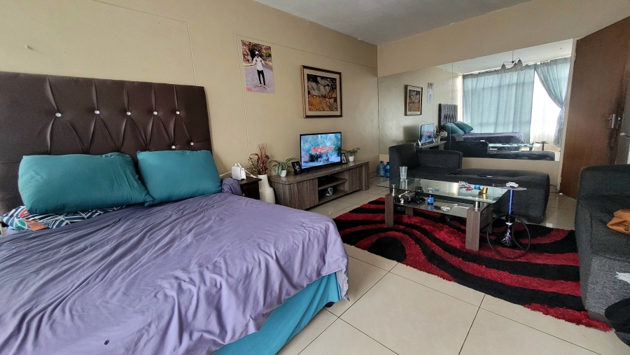 2 Bedroom Property for Sale in Sunnyside Gauteng