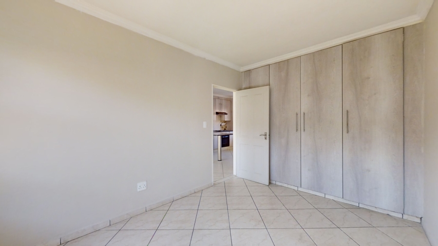 To Let 1 Bedroom Property for Rent in Lambton Gauteng