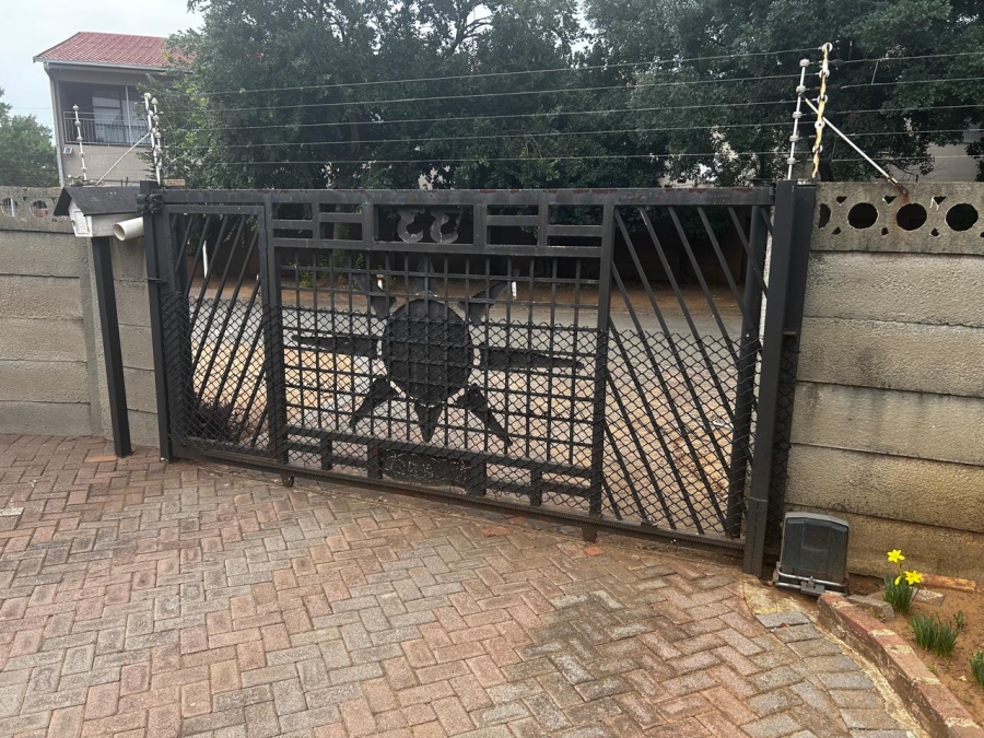 3 Bedroom Property for Sale in Vanderbijlpark CE 3 Gauteng