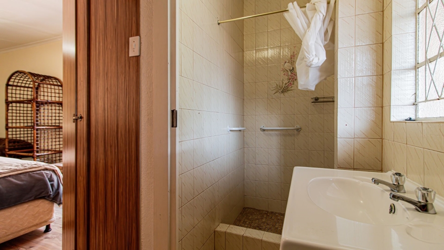 3 Bedroom Property for Sale in Clarens Park Gauteng