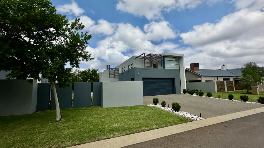 4 Bedroom Property for Sale in Midstream Meadows Gauteng