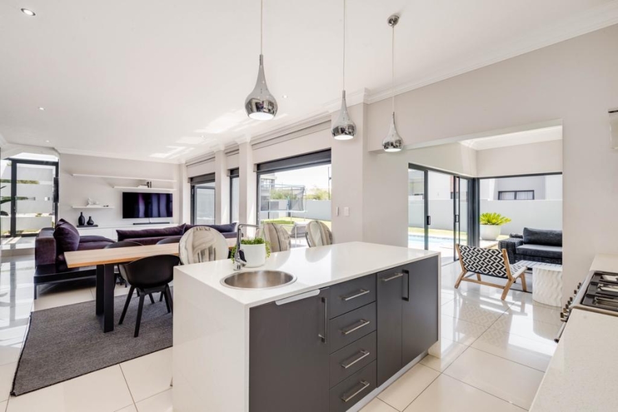 4 Bedroom Property for Sale in Midstream Meadows Gauteng