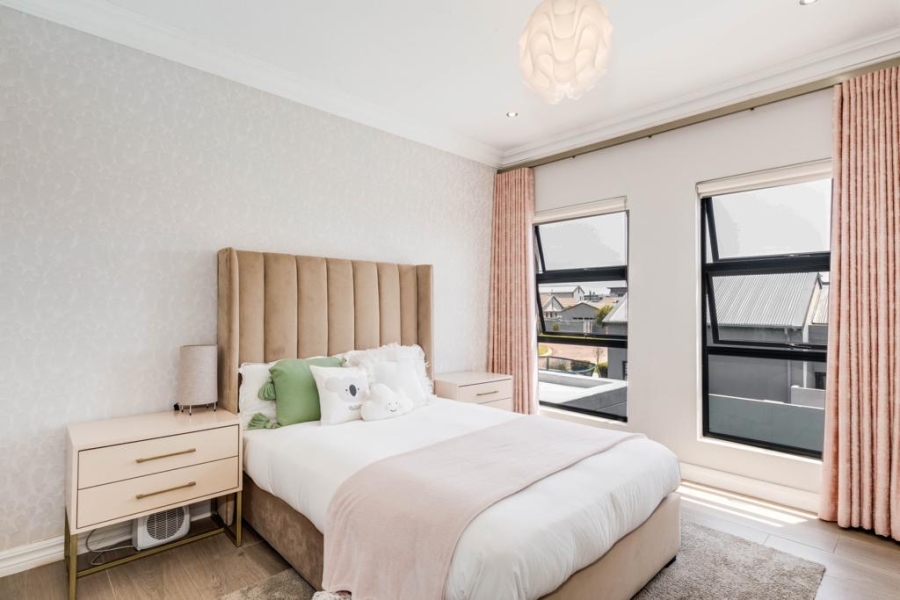 4 Bedroom Property for Sale in Midstream Meadows Gauteng