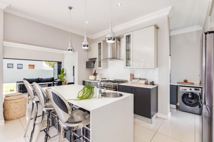 4 Bedroom Property for Sale in Midstream Meadows Gauteng