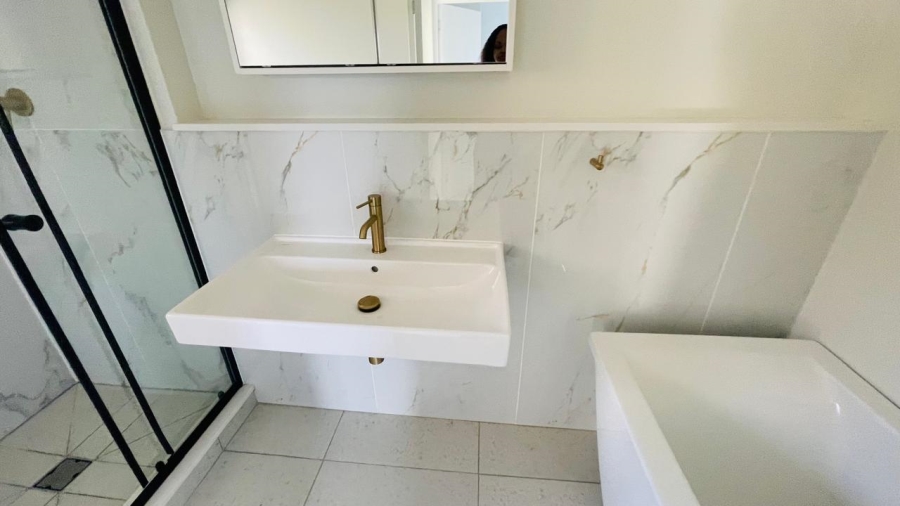 3 Bedroom Property for Sale in Waterfall Gauteng