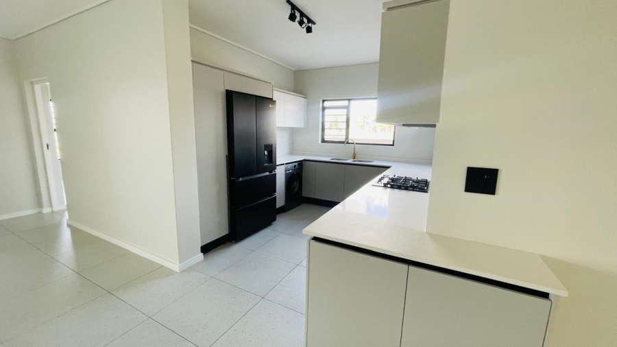 3 Bedroom Property for Sale in Waterfall Gauteng