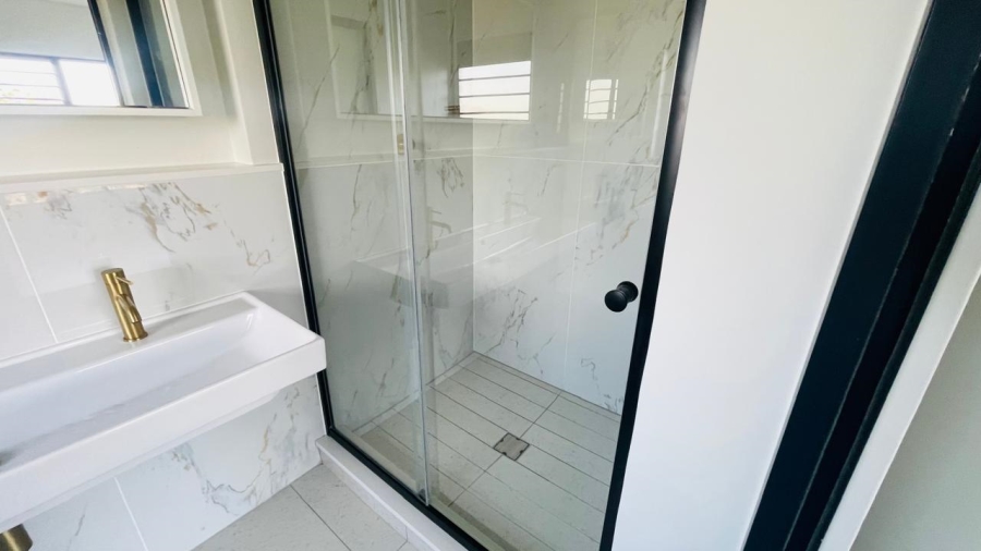 3 Bedroom Property for Sale in Waterfall Gauteng