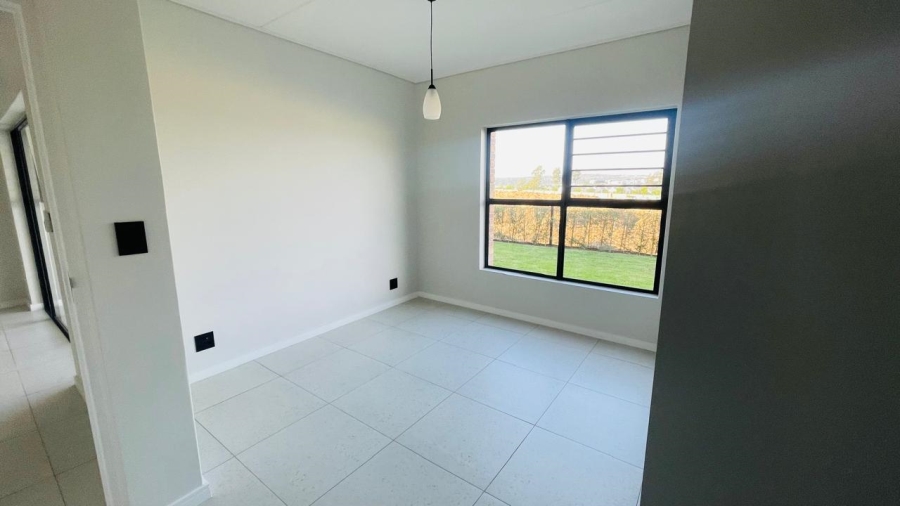 3 Bedroom Property for Sale in Waterfall Gauteng