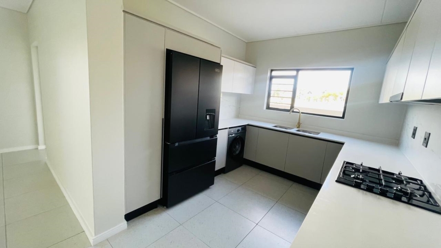 3 Bedroom Property for Sale in Waterfall Gauteng