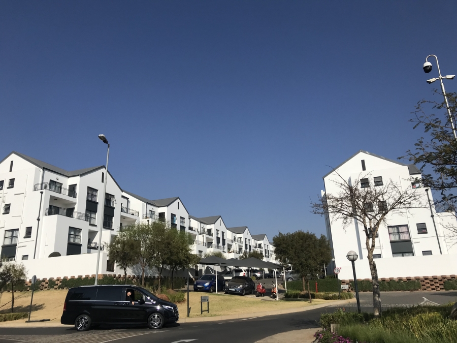 To Let 1 Bedroom Property for Rent in Greenstone Hill Gauteng