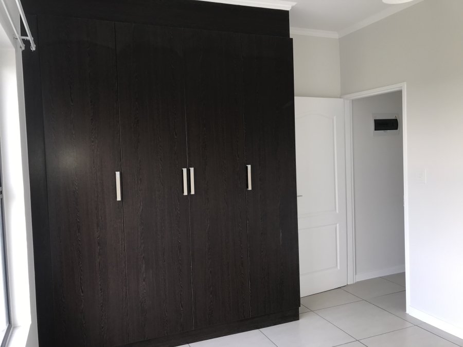 To Let 1 Bedroom Property for Rent in Greenstone Hill Gauteng