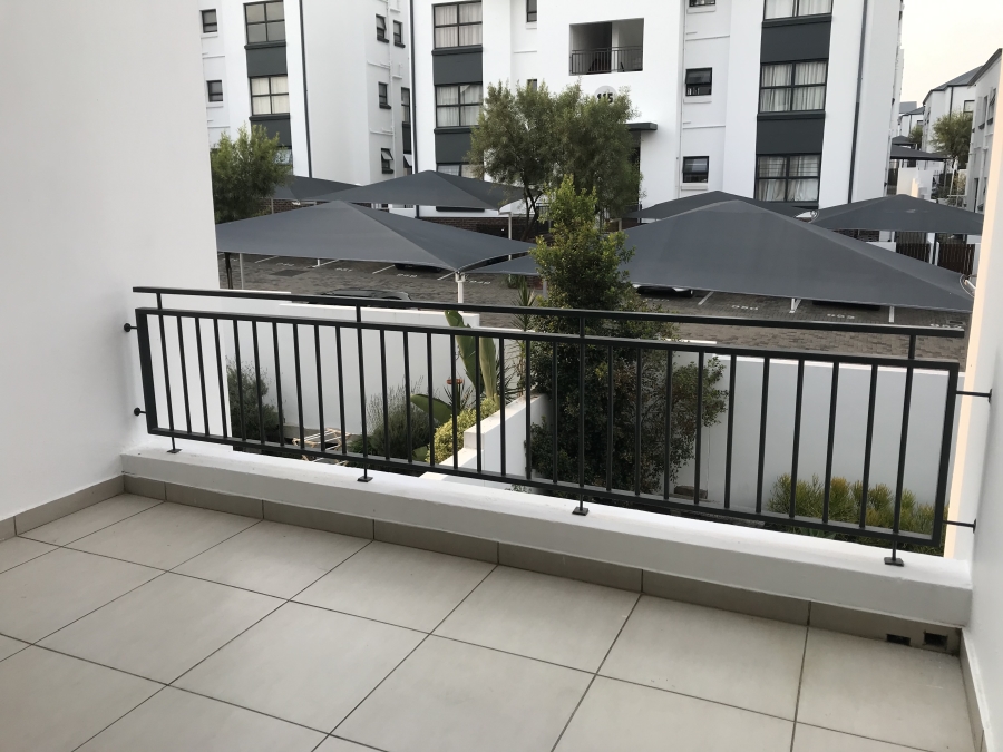 To Let 1 Bedroom Property for Rent in Greenstone Hill Gauteng