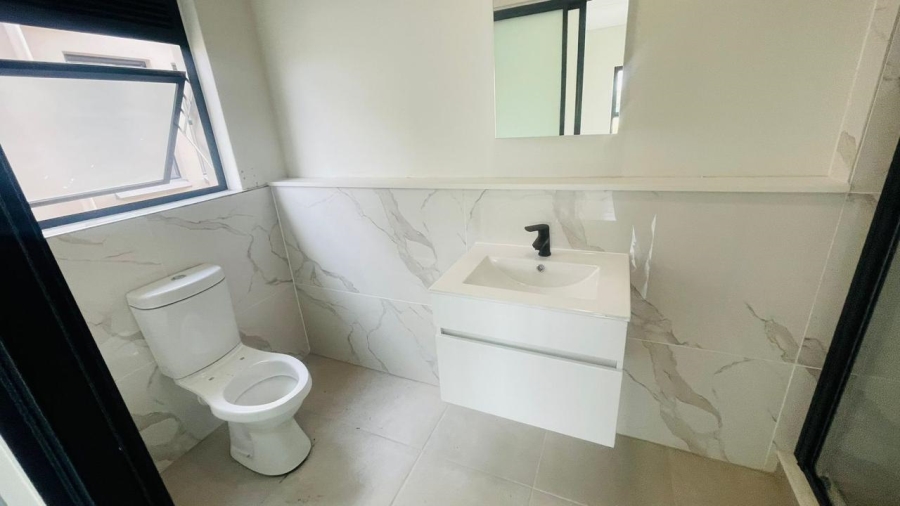 1 Bedroom Property for Sale in Waterfall Gauteng