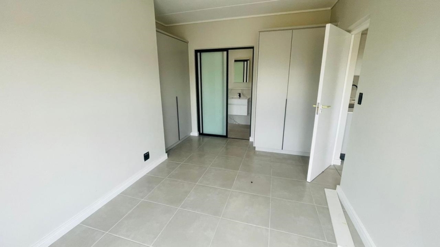 1 Bedroom Property for Sale in Waterfall Gauteng
