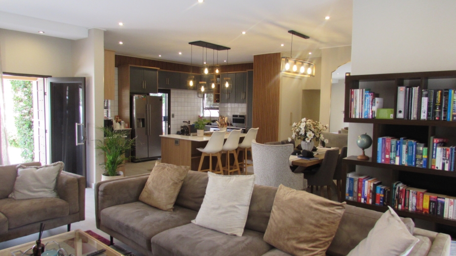 3 Bedroom Property for Sale in Moreleta Park Gauteng